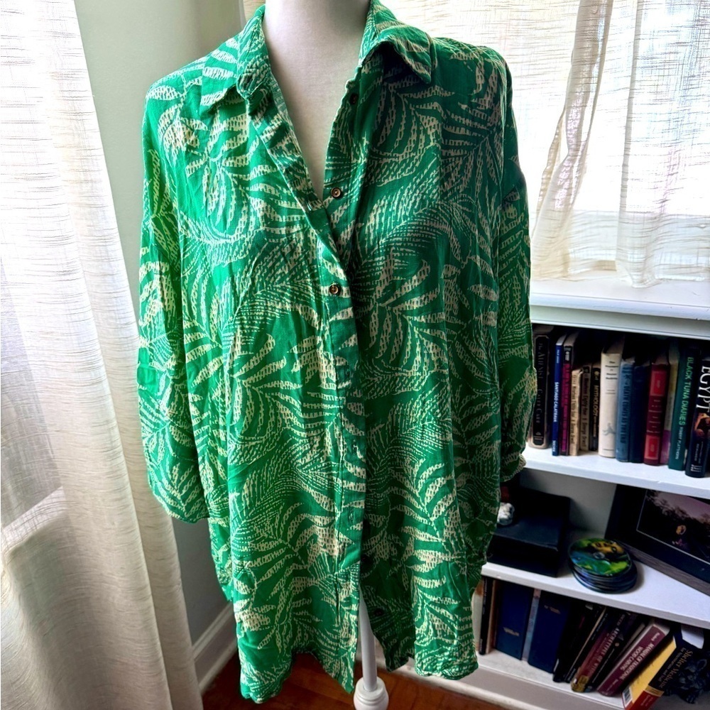 Tropical button down collar shirt